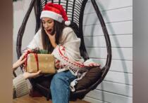 Новогодняя ложь — самая выразительная в линейке «празднично-подарочной лжи», как ее называют изучающие вопрос специалисты