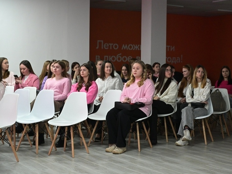 В Дзержинске открылась «Академия счастья»