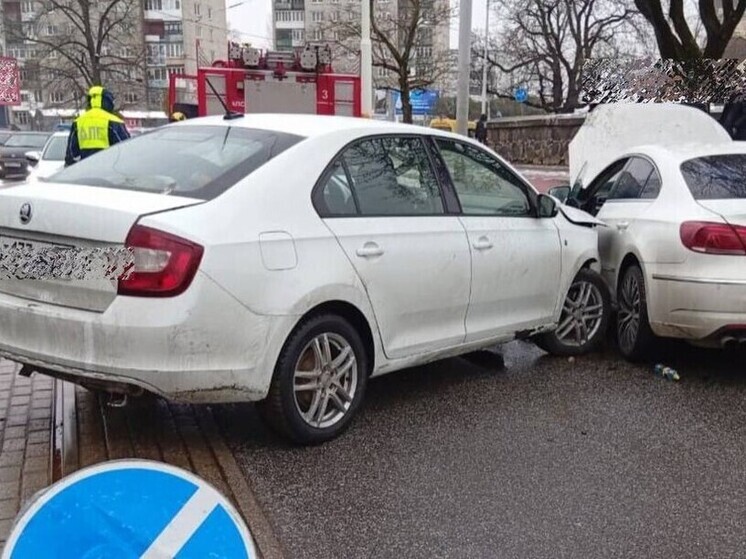 Калининградец выехал на встречку на улице Черняховского