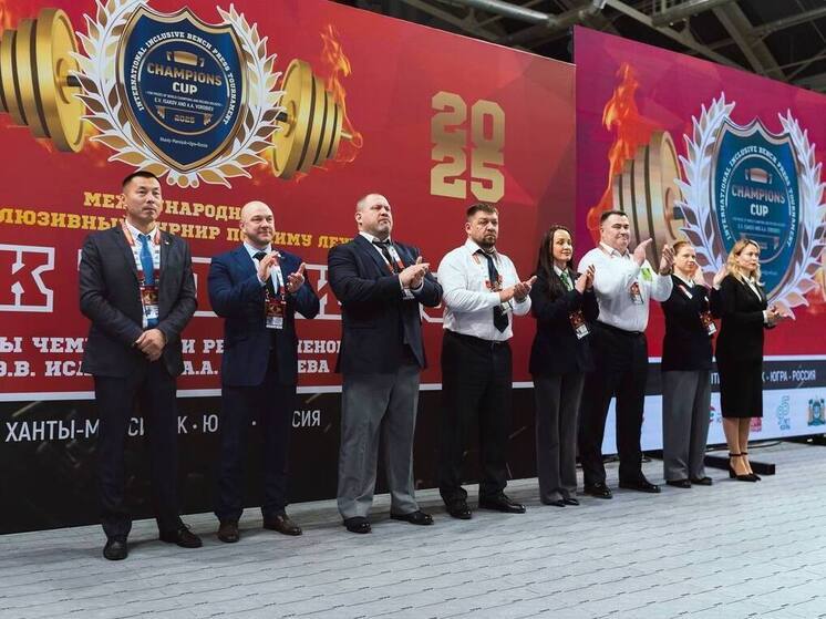 В Югре прошел международный турнир по жиму лежа с участием паралимпийцев