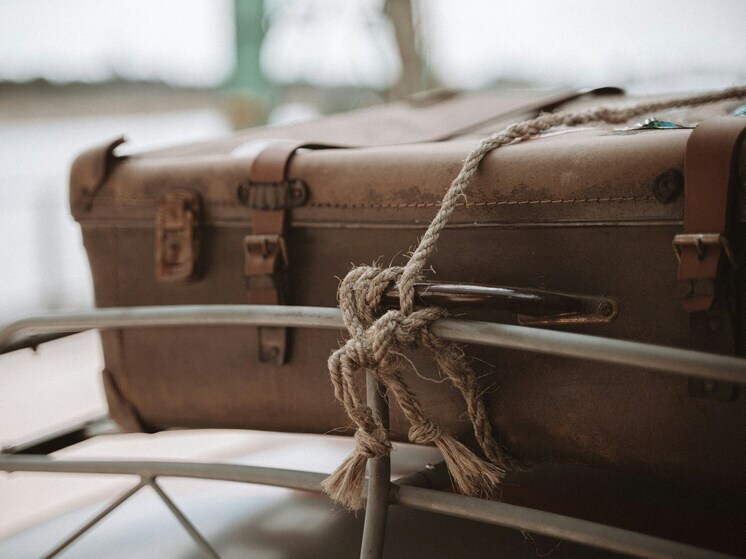 Вахтовику из Липецкой области вернули забытый чемодан с деньгами и золотом