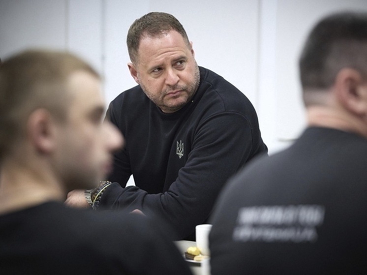 FT: Ермак сказал, что что не держит зла на Зеленского из-за своего увольнения