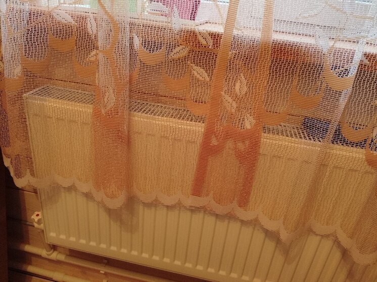 Телеграм-канал Управления Роспотребнадзора по Петербургу и Ленобласти рассказал ленинградцам, что делать, если в квартире холодно. Куда жаловаться и когда именно уже можно бить во все колокола.