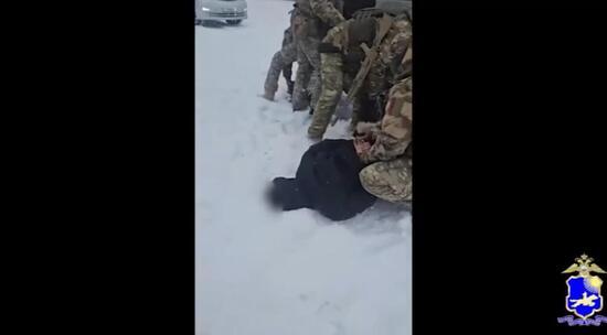 В Тыве угон %22Нивы%22 раскрыт по горячим следам 