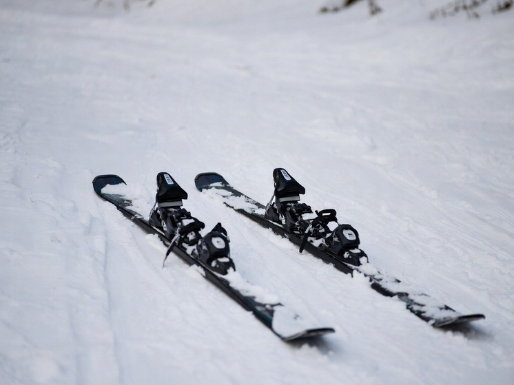 Ретивых высказался о конфликте лыжника Большунова с Бакуровым