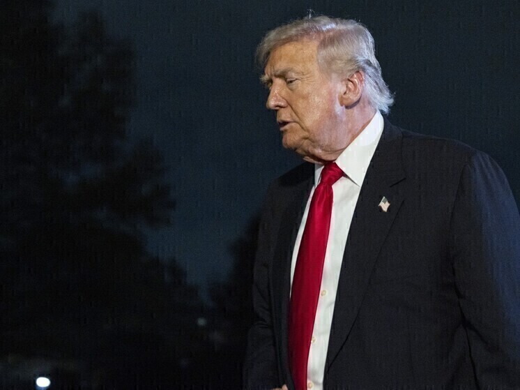 Трамп заявил, что его полномочия предоставляют ему право вводить ограничения для выходцев из Афганистана