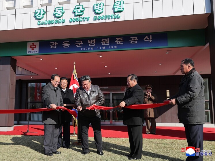 В торжественной обстановке состоялась церемония ввода в строй Кандонской уездной больницы в рамках «политики 20×10 развития периферии»