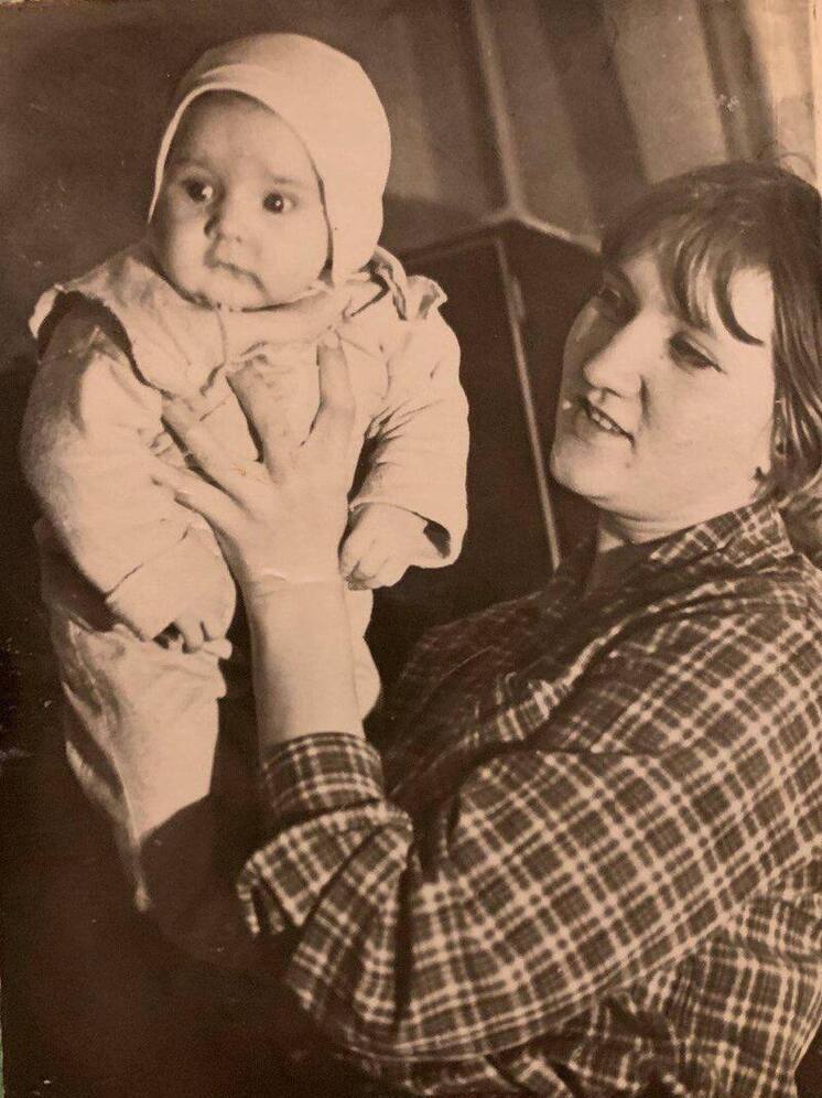 Евгений Балицкий поздравил запорожских матерей с праздником