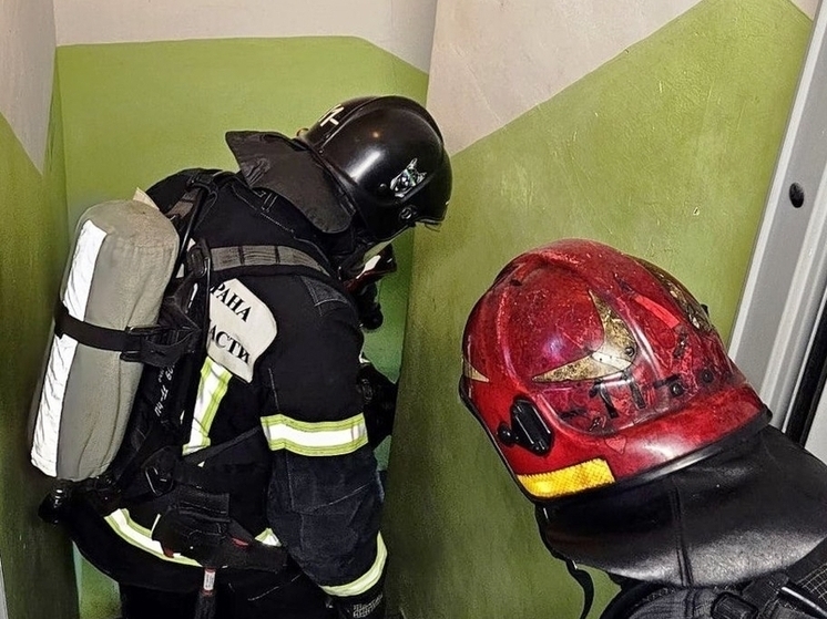 В жилом доме на Лобова в Мурманске пострадал человек при пожаре