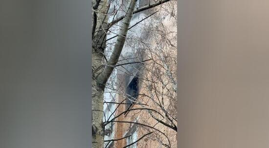 Пожар в жилом доме на Пролетарском проспекте: эвакуированы 11 человек