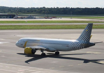 Авиакомпании по всему миру отменили или задержали рейсы на выходные после того, как Airbus объявил в пятницу, что заказал срочный ремонт 6000 своих самолетов семейства A320 в рамках отзыва, который затронул более половины мирового парка