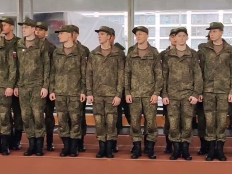 В ДНР новобранцы спортивной роты ЦСКА дали военную присягу