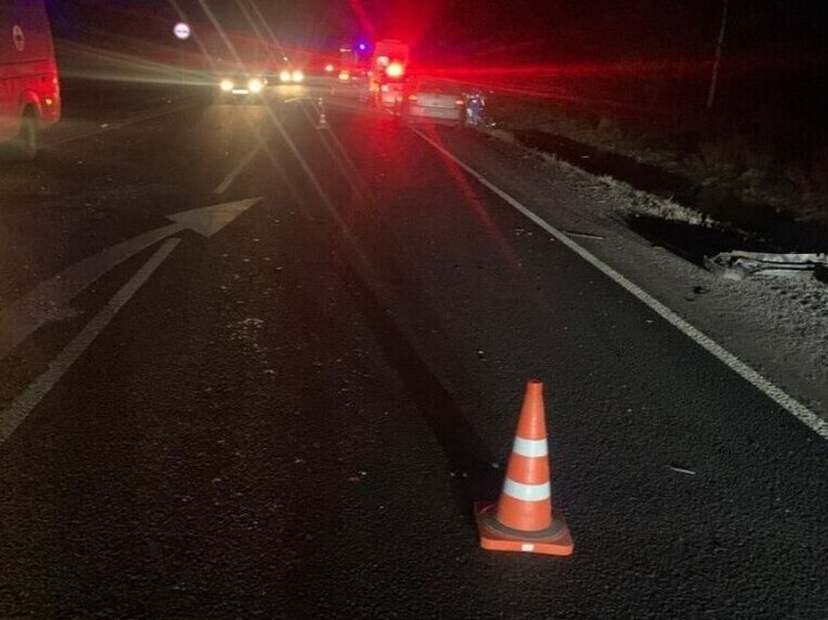 Ночью возле кладбища во Мге произошло ДТП с переворотом на крышу