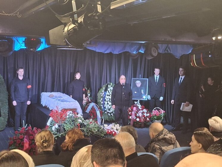 На прощании с Шиловским Герчаков отметил МХАТовскую школу и бессмертие души артиста