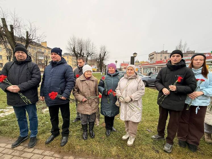Жители Кингисеппа отметили присвоение статуса «Город воинской доблести»