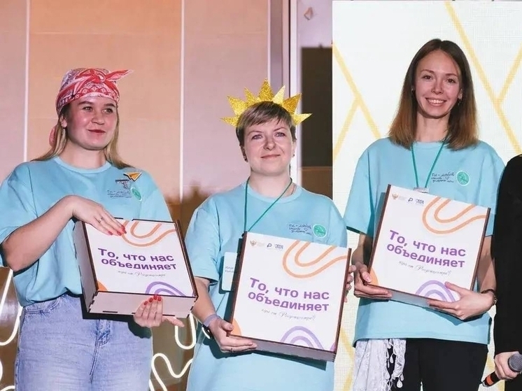 Советник директора из Молочненской школы вошла в число лучших вожатых России