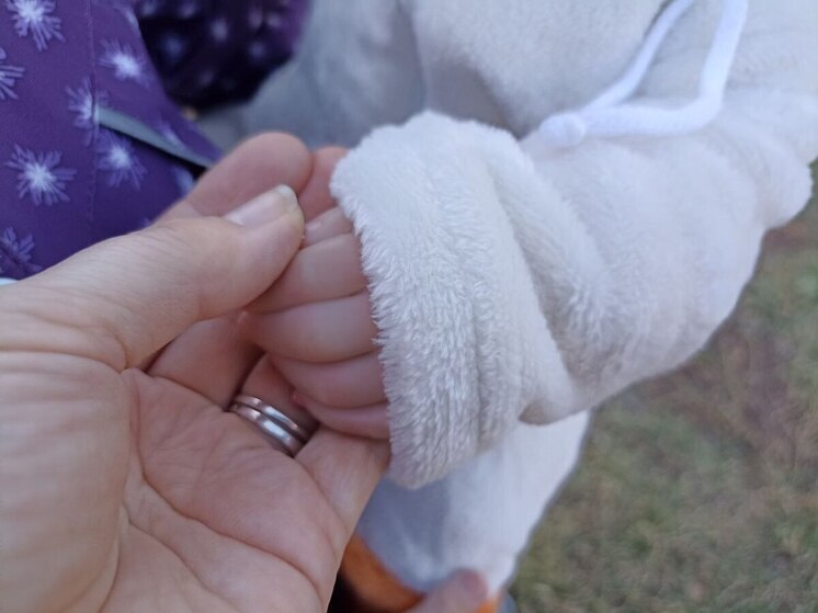 Новгородцам рассказали, что сон младенца с матерью укрепляет эмоциональную связь