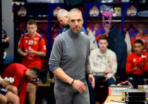 ЦСКА победил «Оренбург» (2:0) в 17-м туре РПЛ. Главный тренер Фабио Челестини назвал первый тайм, вероятно, худшим за время его работы в клубе — из-за усталости после плотного графика. Тактически сделал ставку на атакующую перестройку, выпустив Алвеса вместо Вильягры. Подчеркнул высокую самоотдачу игроков, важность поддержки болельщиков и сплочённость коллектива. Напомнил о текущих достижениях: Суперкубок, лидерство в лиге, полуфинал Кубка России. Судейские эпизоды не комментировал.