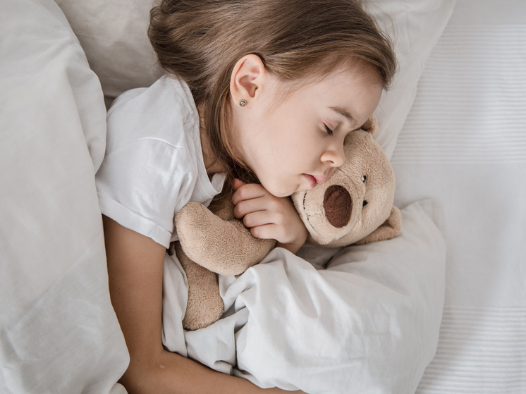 Педиатр рассказала пензенцам о плюсах и рисках совместного сна с ребенком