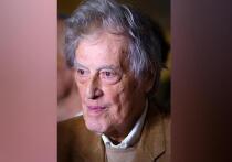 29 ноября на 89-м году жизни скончался Том Стоппард, выдающийся британский драматург, режиссер, сценарист, обладатель множества театральных премий, лауреат «Оскара» и венецианского «Золотого льва»