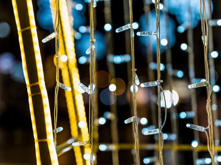 Чтобы праздник не стал проблемой: как тамбовчанам украсить дом и машину, не нарвавшись на штраф