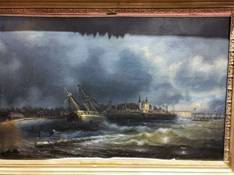 В Петровске нашли картины, которые могли написать Боголюбов или Айвазовский