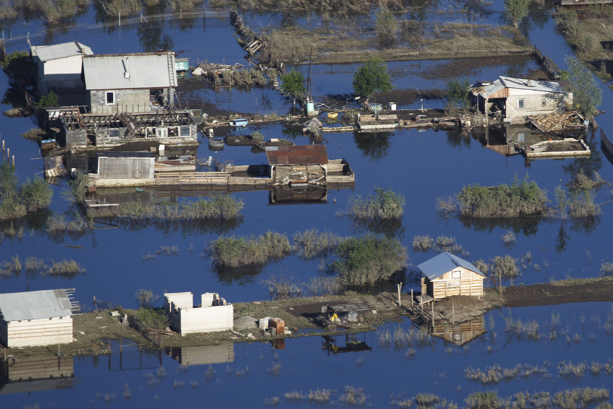 Более 800 человек погибли из-за наводнений в Юго-Восточной Азии