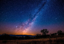 Сегодня всем знакам полезно сохранять спокойный настрой, прислушиваться к внутреннему голосу и не торопиться с выводами — так вы сможете мягко скорректировать планы и использовать возможности дня максимально эффективно