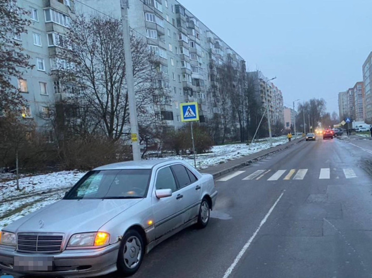 Калининградский школьник попал под машину на пешеходном переходе