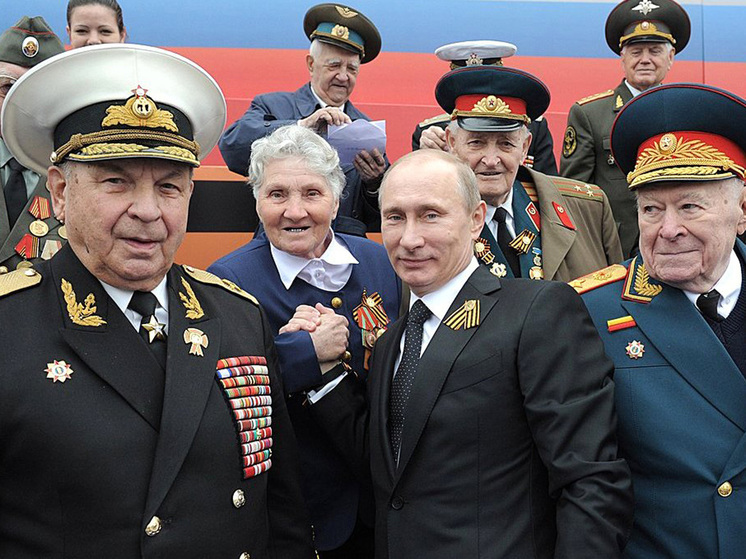 1-й зампредседателя КГБ СССР генерал армии Филипп Бобков