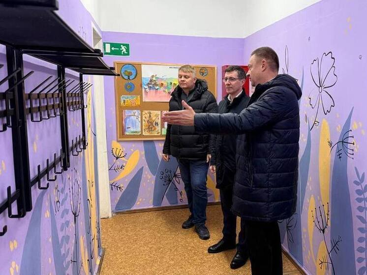 Минздрав проверил, как чинят крышу в детском противотуберкулезном санатории Светлогорска