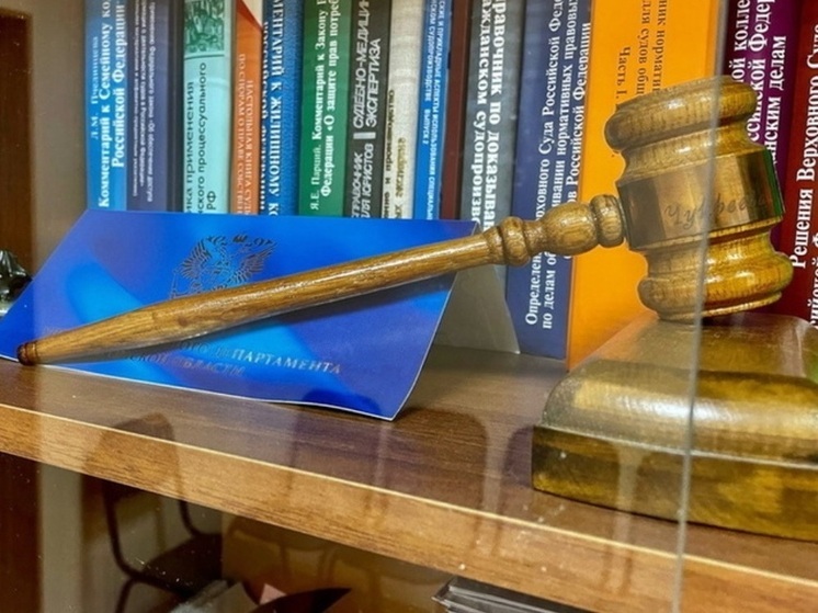 Омский суд отправил в колонию мошенника, обманувшего потерпевшего на 5 млн рублей