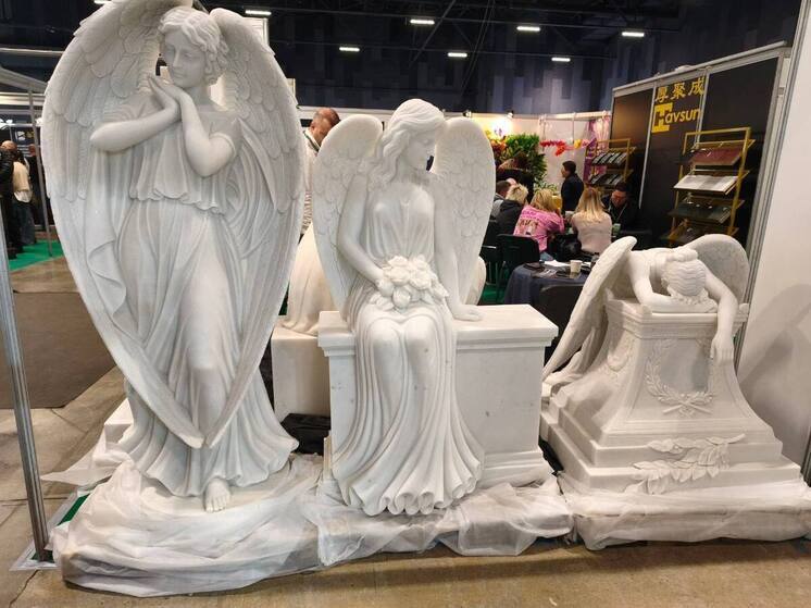 Специалисты из Бурятии изучили новинки похоронного дела на международной выставке в Москве