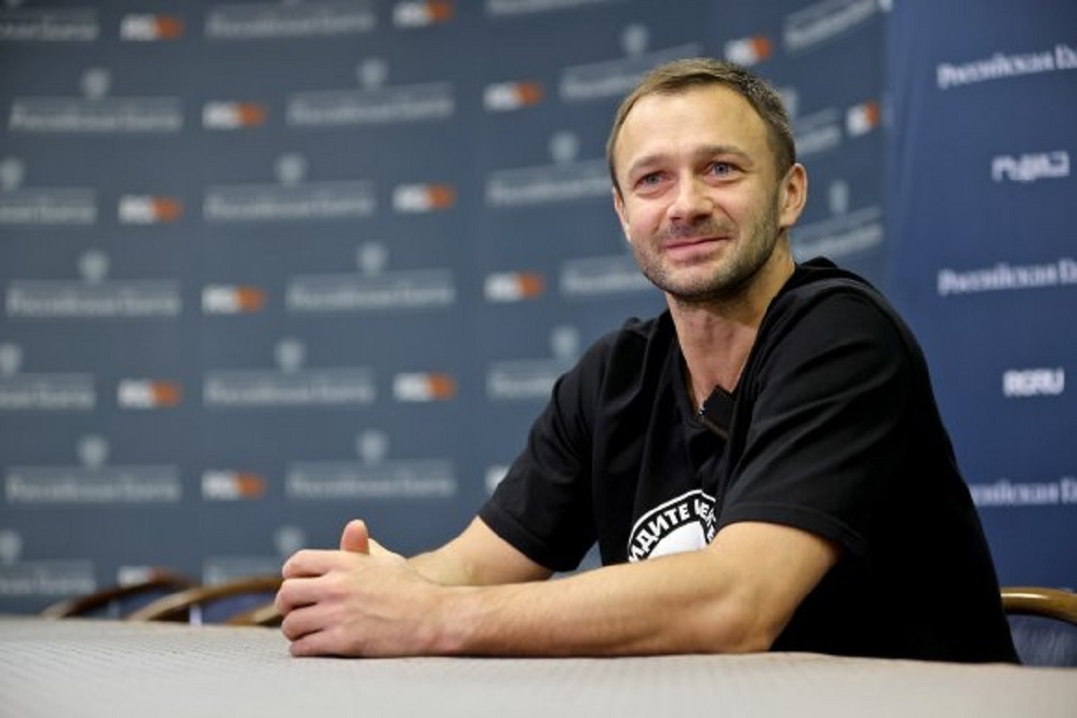 Бывший футболист Дмитрий Сычёв сообщил о решении покинуть пост президента футбольного клуба «Иртыш».