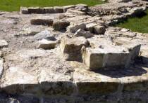 Археологи доказали существование затерянного кольца ям возле Стоунхенджа и говорят, что это может быть крупнейшим доисторическим сооружением Великобритании