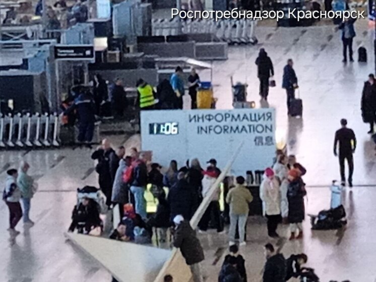 Пассажиры из Красноярска ожидают вылета во Вьетнам с задержкой более суток
