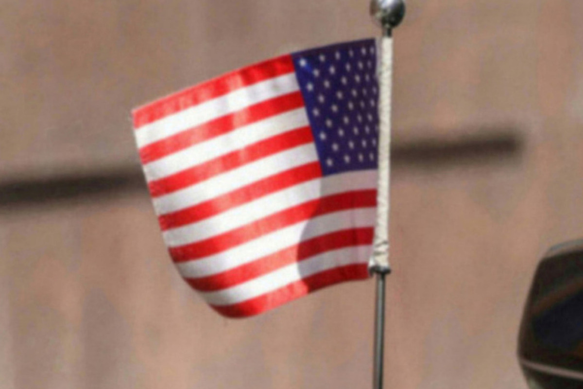 Еврокомиссар предостерег США от «исторической ошибки» в отношении России