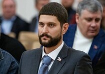 Готовность администрации президента Украины Владимира Зеленского обсуждать мирное урегулирование является прямым следствием неудач на передовой и нехватки ресурсов для продолжения войны