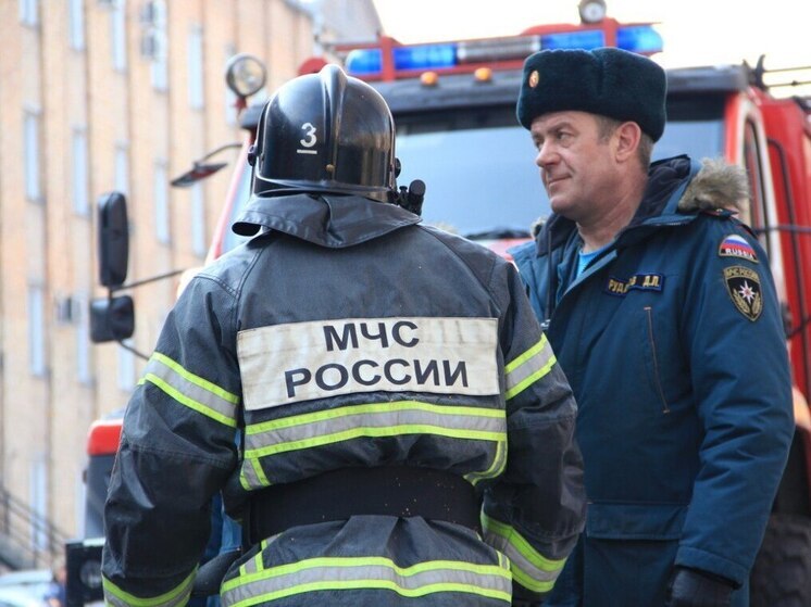 В Мурманской области локализовали крупный разлив топлива на трассе Кола