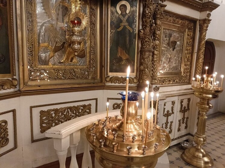 Митрополит Серафим совершил воскресную литургию в Светлогорском кафедральном соборе