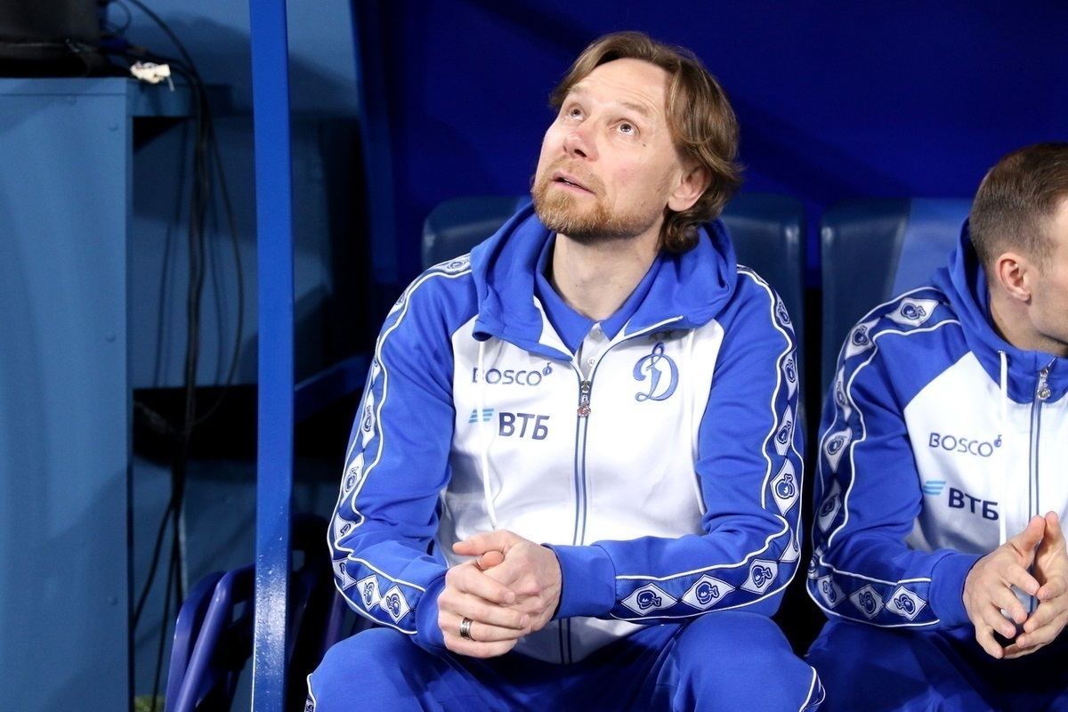 Как главный тренер сборной России участвует в повседневной жизни детей