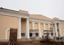 В Приморском районе Мариуполя подрядчики из Ленинградской области вплотную подошли к завершению масштабного восстановления Дворца культуры «Чайка», построенного в 1940 году