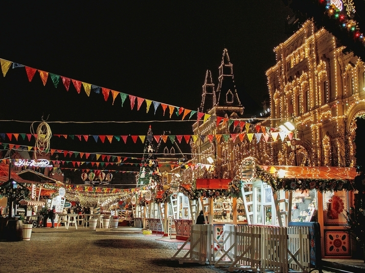 Baza: концертный директор Киркорова подрался с блогером на открытии катка