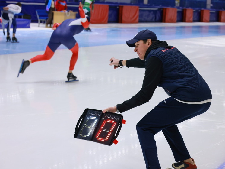 Кубок России в Челябинске принес медали конькобежцам с Южного Урала