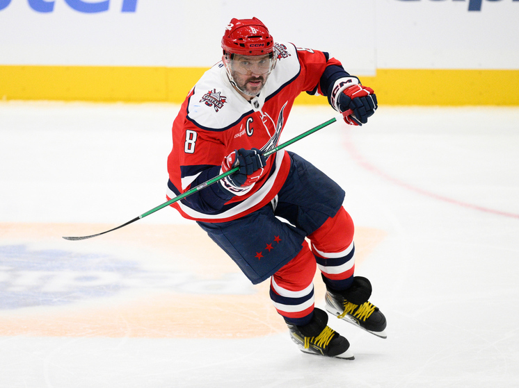 Только одному воспитаннику отечественной хоккейной школы удалось отличиться в малонасыщенный воскресный игровой день в Национальной хоккейной лиге