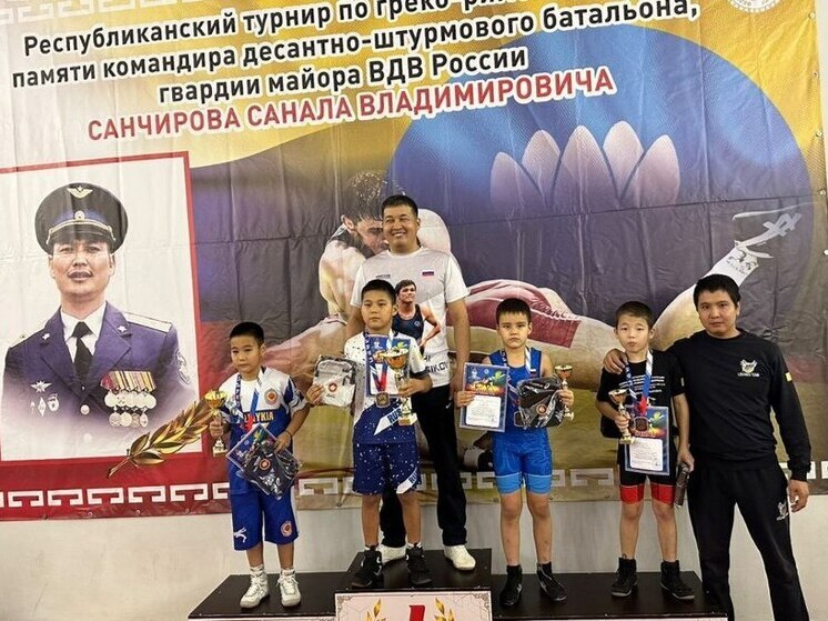 В Калмыкии провели турнир памяти десантника