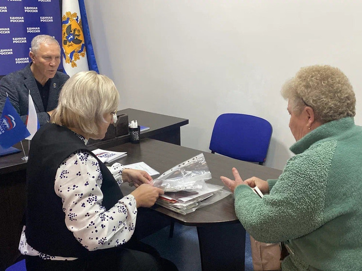 «Единая Россия» в день рождения запустила в Херсонской области декаду приемов граждан