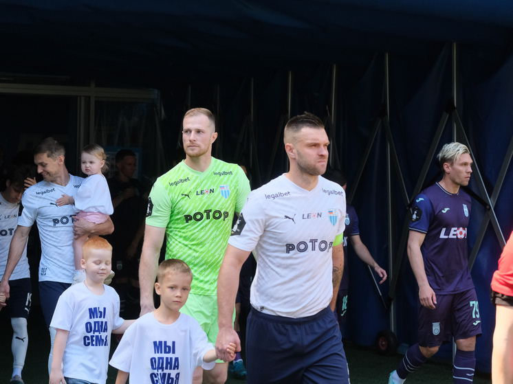 За волгоградский «Ротор» больше не сыграют Алексей Шумских и Дмитрий Сасин