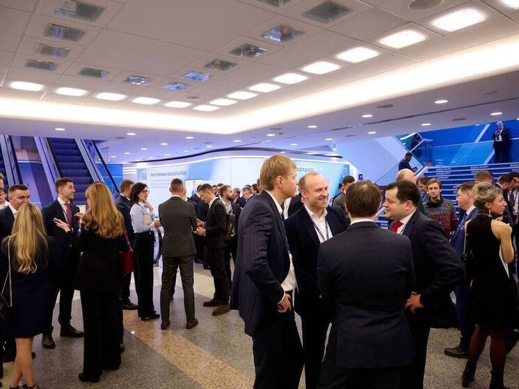 Крупные банки России повышают ставки по вкладам в преддверии декабрьского спроса