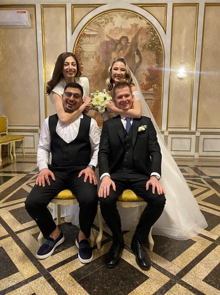 В саратовском ЗАГС бракосочетались две необычные пары